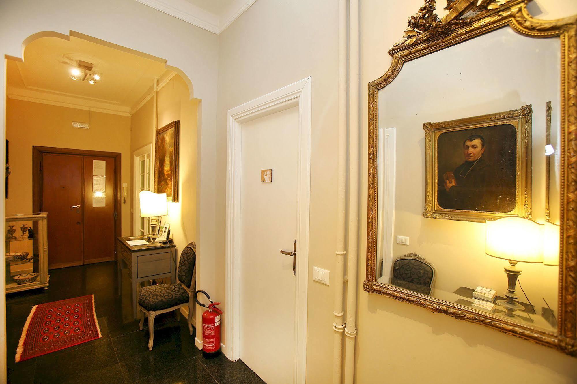 Amica Roma Guest House Exterior photo
